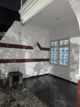 Dikontrakkan Rumah Dekat Rungkut