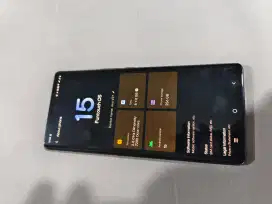 Dijual Vivo V27 5G 8+8/256 bekas rasa baru, warna hitam