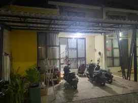Dijual atau lnjt lg tek over rmh 2 lantai butuh cepat