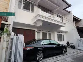 Disewakan rumah 2 lt di Tebet Jaksel semi furniture ready 15 Agustus 4