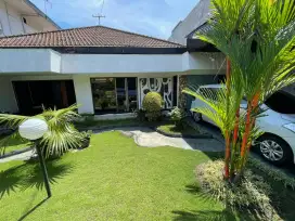 Kupang Indah‼️Jual Rumah Dg private Pool