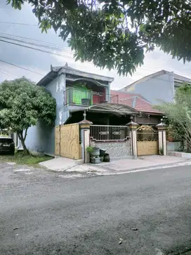 JUAL RUMAH LUAS DI PERUMAHAN MOJOROTO INDAH KEDIRI