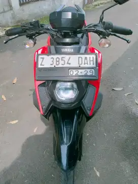X red mulus, 125