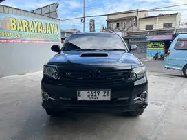 Fortuner 2.5 G VNT Diesel AT 4x2 2015