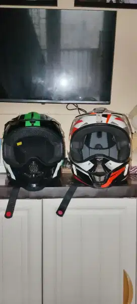Helm Cross Kawasaki & Fox