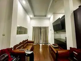 DIJUAL RUMAH 2 LANTAI DI ALAM SUTERA