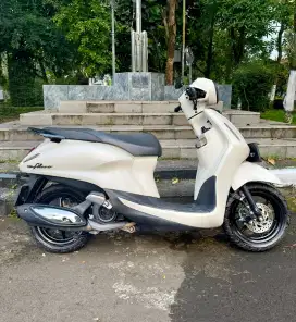 Dijual Yamaha Grand Filano Tahun 2023 mulus siap pakai