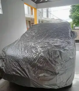 Cover mobil Toyota Innova reborn sarung anti air&debu cat mobil gores