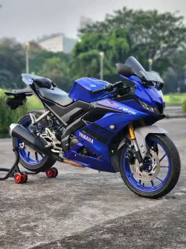 Yamaha R15 V3 Biru