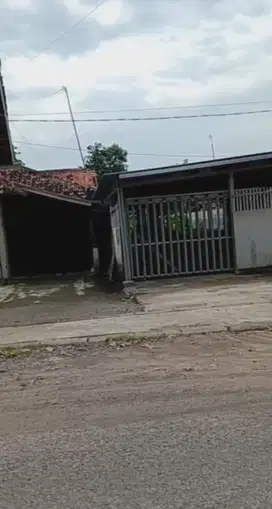 Tanah pingir jalan zona industri