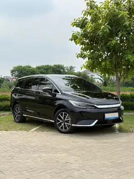 BYD M6 Superior (7-Seater) LOW KM (RAWATAN)