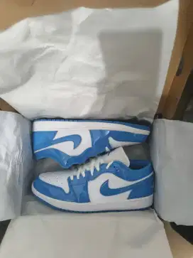 Air Jordan one Low ukuran 39-40