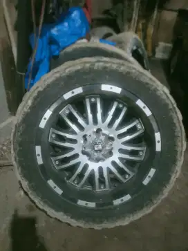 Velg dan ban R20 275/55 copotan terano