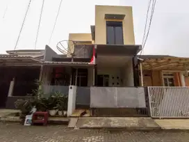 Rumah SHM 2 Lt Siap KPR 9 Mnt ke Mall Paradise Walk Serpong J-24430