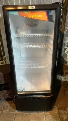 RSA showcase cooler