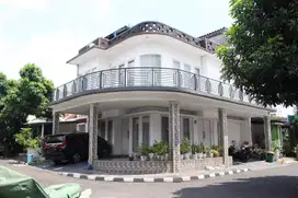 Rumah Hook Mewah 12 Mnt ke CBD Ciledug Family Mall Dibantu KPR J-18598