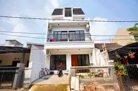 Rumah 3 Lt SHM 10 Mnt ke Living World Alam Sutera Siap KPR J-17701