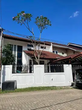 Rumah Strategis 9 Menit ke Gerbang Tol Ciputat 2 Bebas Banjir J-31154
