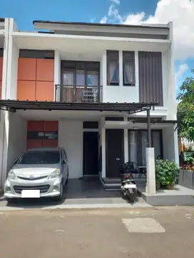 Rumah 2 Lt Terawat 10 Menit ke RS Premier Bintaro SHM Siap Huni J-8628
