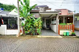 Rumah 2 Lantai SHM Dekat Gerbang Tol Serpong 2 Bebas Banjir J-13703