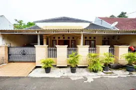 Rumah SHM Luas 15 Mnt ke Paradise Walk Serpong Dibantu KPR J-21517