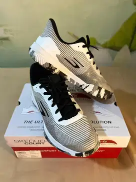 For Sale Skechers