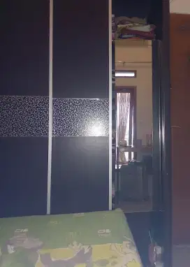 Lemari 2 pintu slider
