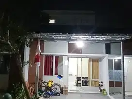 Rumah Hadap Selatan dekat GrandLucky Supermarket BSD City J-27251