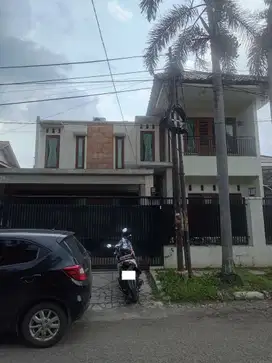 Rumah SHM Luas 12 Mnt ke CBD Ciledug Family Mall Siap KPR J-32300