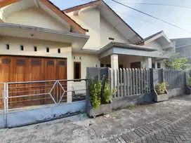 Disewakan rumah di Nogotirto Sleman