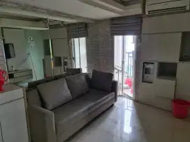 Disewakan 3 BR Furnished Atas Mall Tower A. Lt. 15