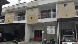 Rumah Minimalis 10 Mnt ke Bintaro Jaya Xchange Mall Siap Huni J-26553