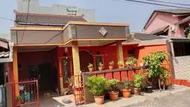 Rumah LT 133 SHM 10 Mnt ke CBD Ciledug Family Mall Siap KPR J-34365