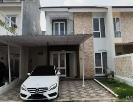 Rumah 2 Lantai Siap Huni di Paradise Resort Ciputat Siap KPR J-11451