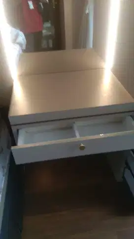 Furnitur minimalis moderen