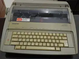 Mesin Ketik Listrik BROTHER GX6750 - Electronic Typewriter Second Gan