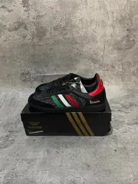 Sepatu Onitsuka Brand New Limited Edition x Vespa