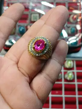 NATURAL PINK TOPAS