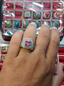 NATURAL PINK TOPAS