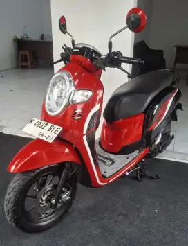 HONDA SCOOPY 2019