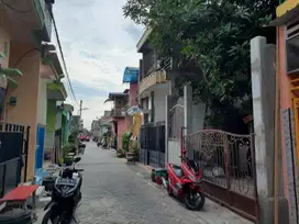 rumah Tambak Wedi Tengah