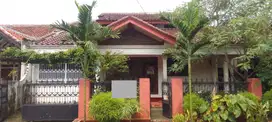 Rumah Di Komplek Bharata Pura, Dekat Supermarket Jogya, 5 Menit Ke Tol