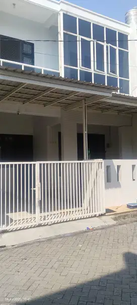 Dijual Rumah Siap huni Pakuwon Citty