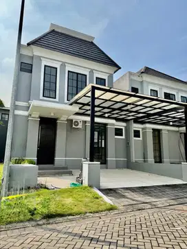 DIJUAL RUMAH THE OAKWOOD CITRALAND 3KT SEMI FURNISH DEKAT PASAR MODERN