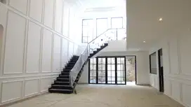 Rumah Mewah Baru Renovasi Bisa Untuk Usaha Di Cipinang