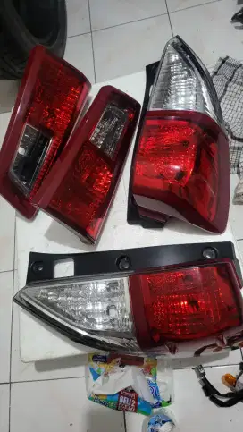 Stoplam innova reborn 2023 full belakang