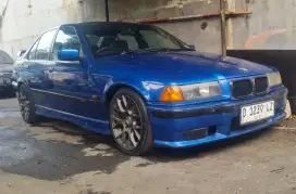 BMW 320i E 36 MT THN 95