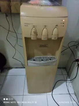 Dispenser HOT DAN COOL Sanken