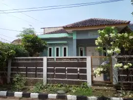 Dijual Rumah luas di Bandung Timur