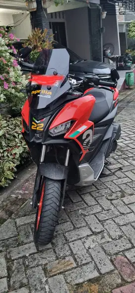 Aprilia SRGT 200 thn 2024